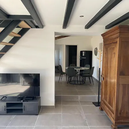 Maison Chaleureuse Avec Parking Sur Place *