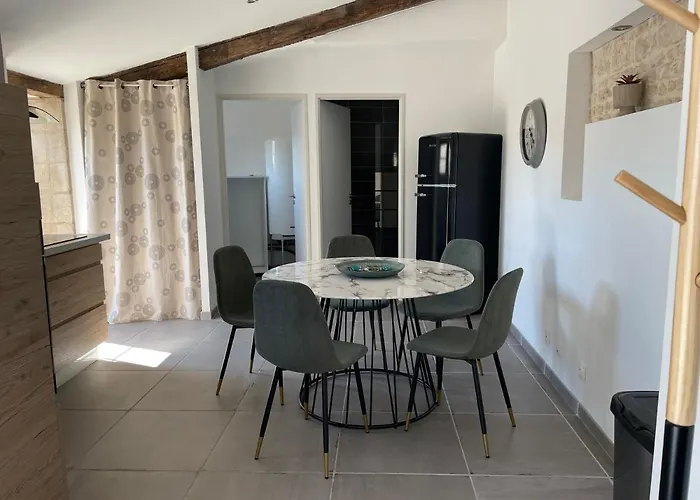 Maison Chaleureuse Avec Parking Sur Place Holiday home