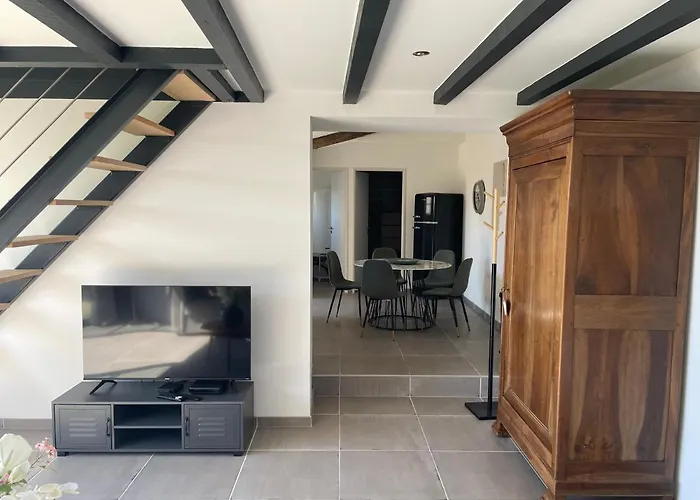 Maison Chaleureuse Avec Parking Sur Place *