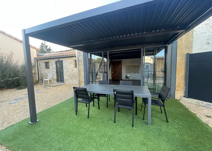 Maison Chaleureuse Avec Parking Sur Place Holiday home Saint-Gelais